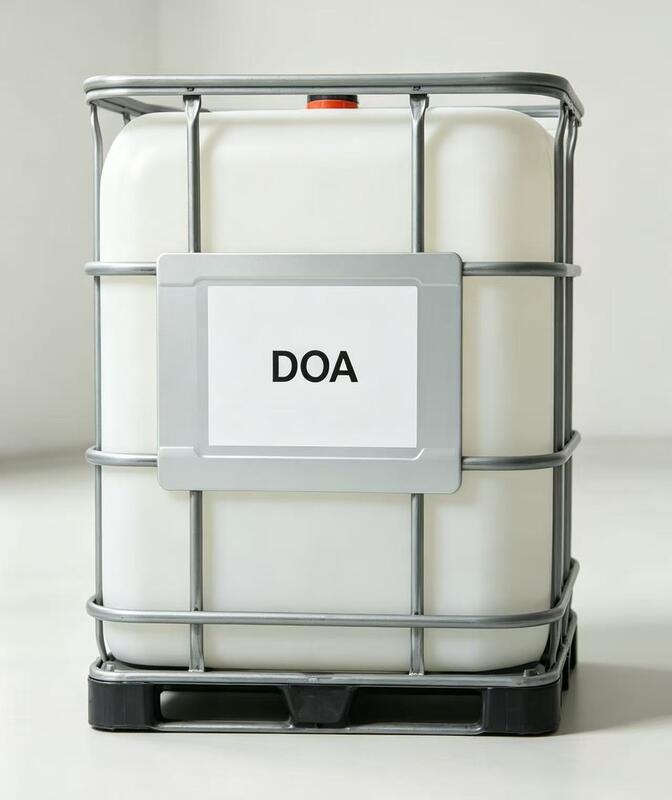 Weather Resistant DOA Plasticizer For Outdoor PVC Boards Low Temp Rubber Goods